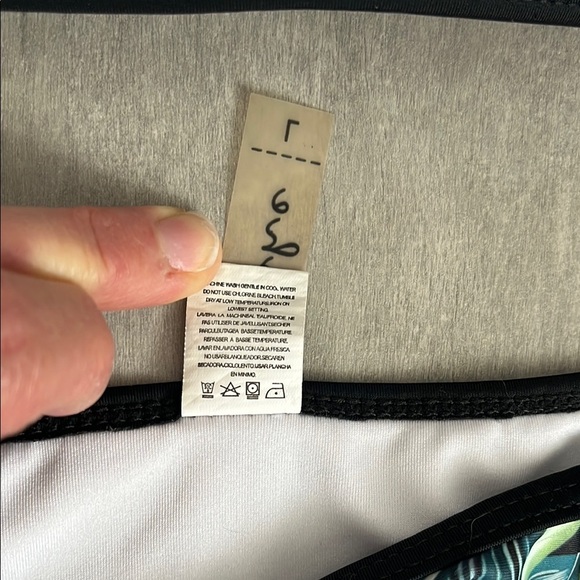 CUPSHE Tropical Leaf Print Swimsuit Bikini Set, Size L - Picture 6 of 9